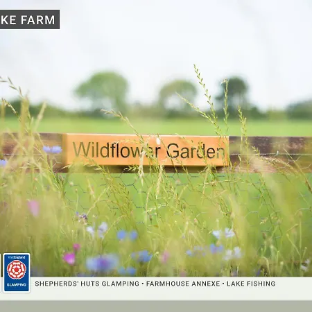 Morndyke Farmhouse Annexe - Self Catering Holiday home *