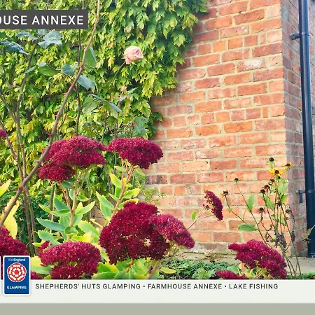 Morndyke Farmhouse Annexe - Self Catering * Thirsk